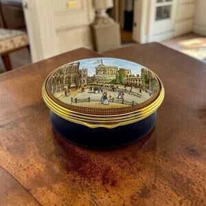 Halcyon Days Enamel Box Windsor Castle Blue Base 2 Inch England